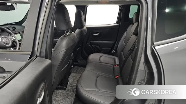 Jeep Renegade 2023 Серый из Кореи, фото 3