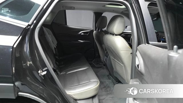 Chevrolet (GM Daewoo) Trax Crossover 2023 Черный из Кореи, фото 3