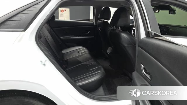 Hyundai Avante (CN7) 2022 Белый из Кореи, фото 3
