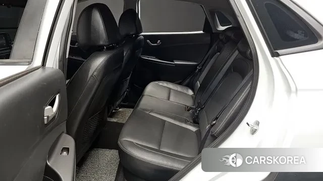 Hyundai Kona 2018 Белый из Кореи, фото 3