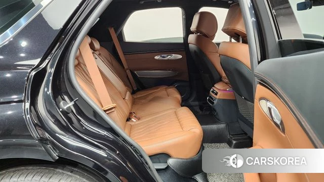 Genesis GV70 2021 Черный из Кореи, фото 3