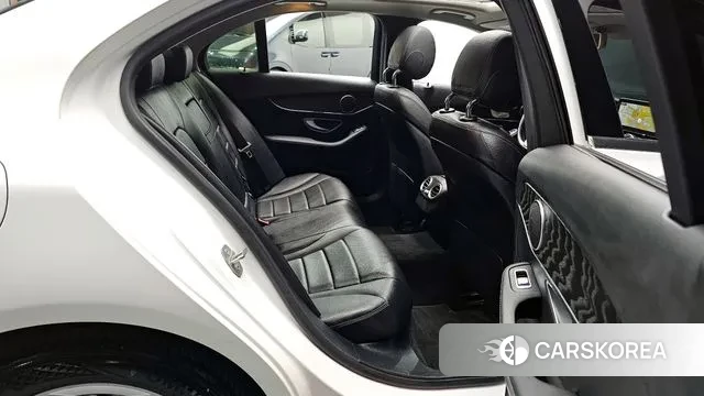 Mercedes-Benz C-Class W205 2019 Белый из Кореи, фото 3