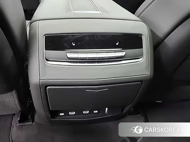 Cadillac Escalade 5th Generation 2023 Черный из Кореи, фото 3