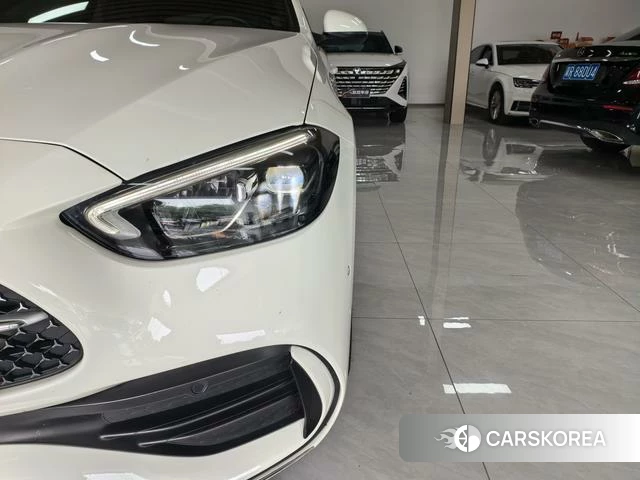 Mercedes-Benz Class C 2022 Белый из Китая, фото 3