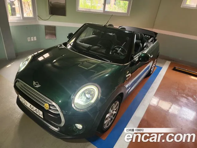 Mini Cooper Convertible 2018 Зеленый из Кореи, фото 3