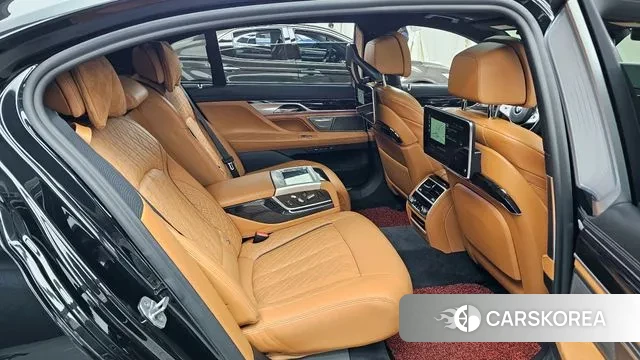 BMW 7 Series (G11) 2020 Черный из Кореи, фото 3