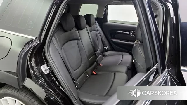 Mini Cooper Clubman 2021 Черный из Кореи, фото 3