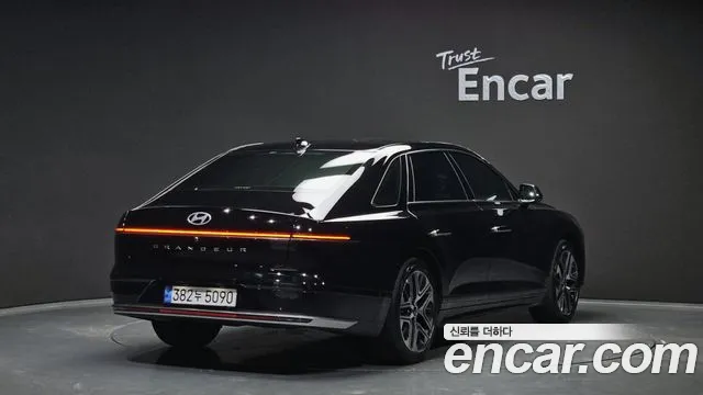 Hyundai Grandeur Hybrid (GN7) 2023 Черный из Кореи, фото 3