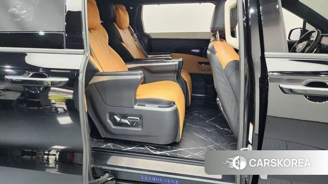 Kia Carnival 4th generation 2022 Черный из Кореи, фото 3