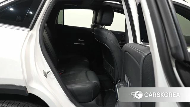 Mercedes-Benz GLA - Class H247 2021 Белый из Кореи, фото 3