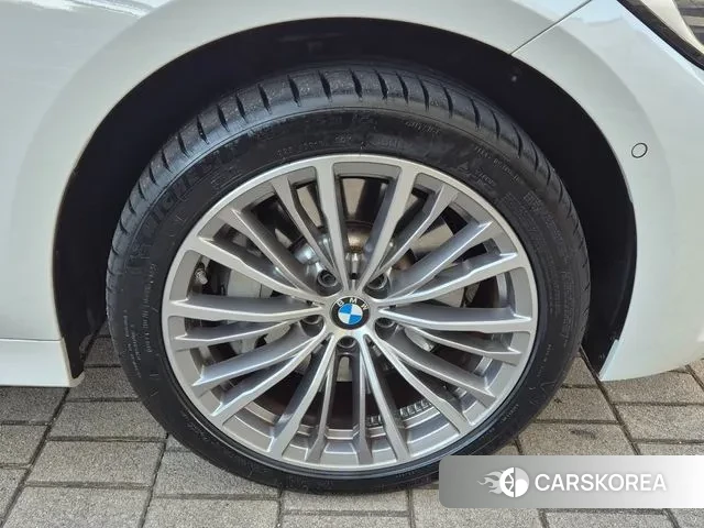 BMW 3 Series (G20) 2021 Белый из Кореи, фото 3