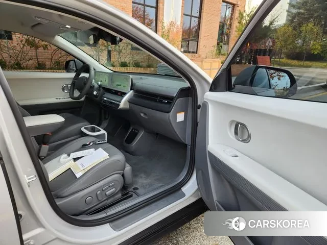 Hyundai Ionic 5 2021 Серебристо-серый из Кореи, фото 3