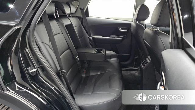 Kia Niro 2018 Черный из Кореи, фото 3