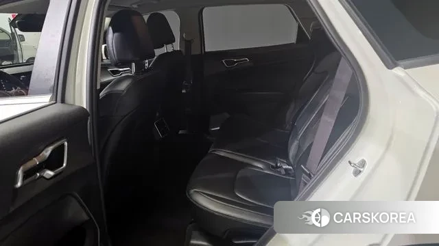 Kia Sportage 5th Generation 2022 Белый из Кореи, фото 3