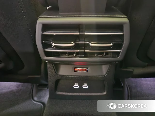 Audi A3 (8Y) 2025 Белый из Кореи, фото 3
