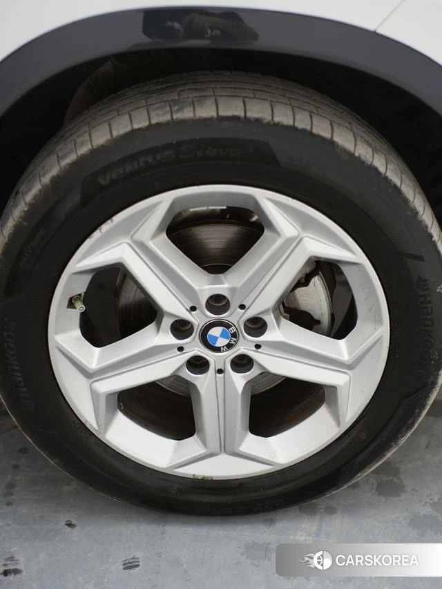 BMW X1 2023 Белый из Китая, фото 3