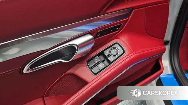 Porsche 718 Boxster 2022 Серебристо-серый из Кореи, фото 3