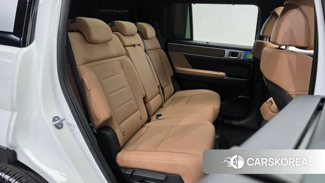 Hyundai Santa Fe (MX5) 2025 Белый из Кореи, фото 3