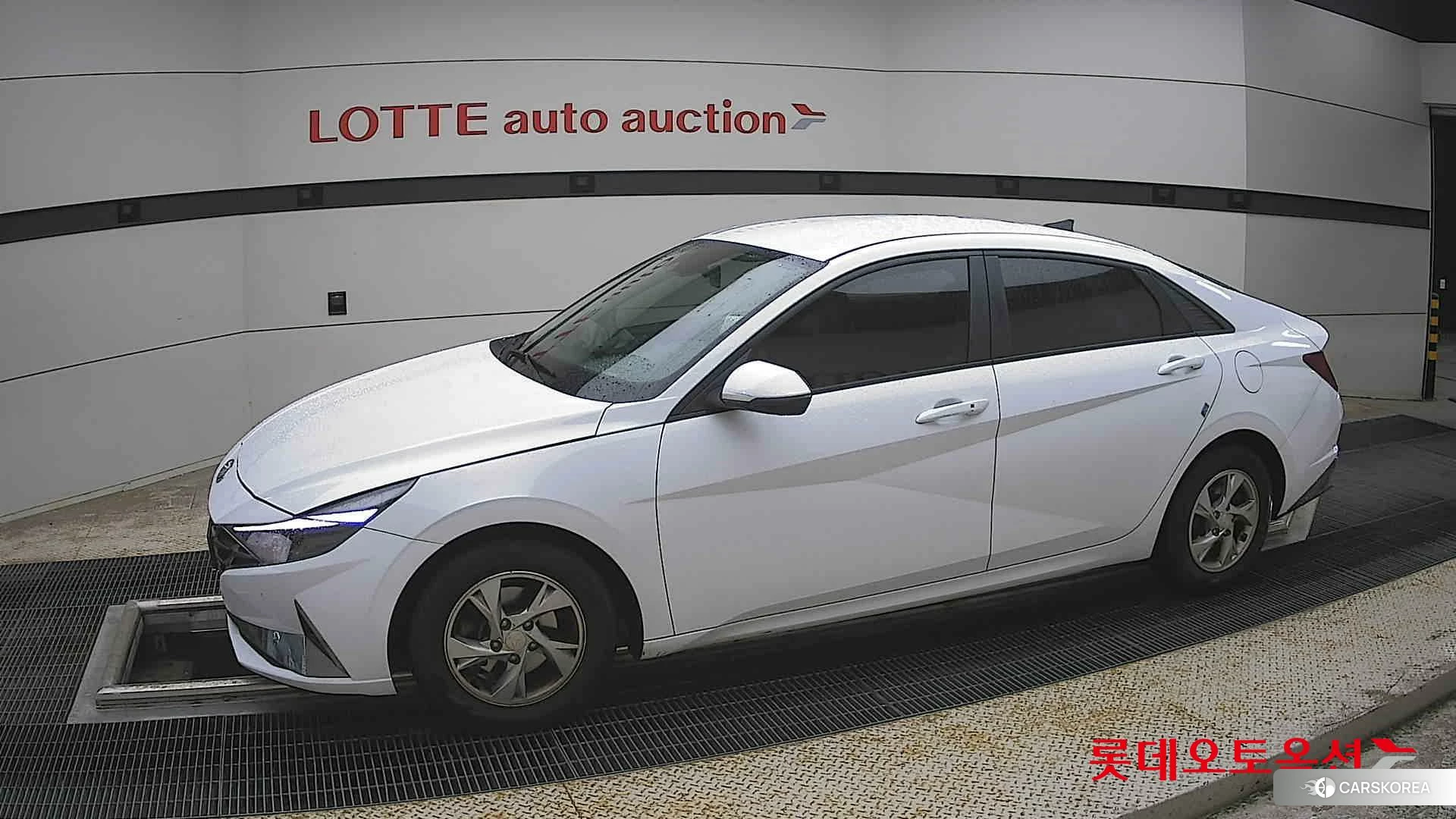 Hyundai Avante 2021 Polar White из Кореи, фото 3
