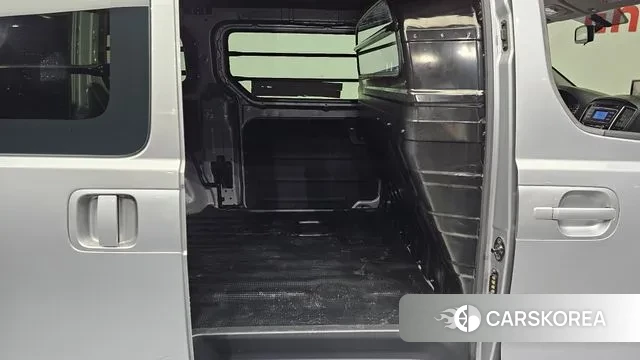 Hyundai The New Grand Starex 2020 Серебристо-серый из Кореи, фото 3