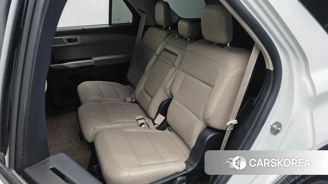 Ford Explorer 6th Generation 2023 Белый из Кореи, фото 3