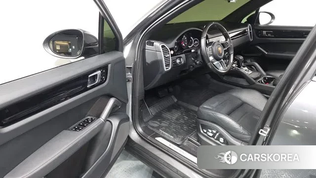 Porsche Cayenne (PO536) 2019 Серый из Кореи, фото 3