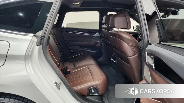 BMW 6 Series GT (G32) 2024 Белый из Кореи, фото 3