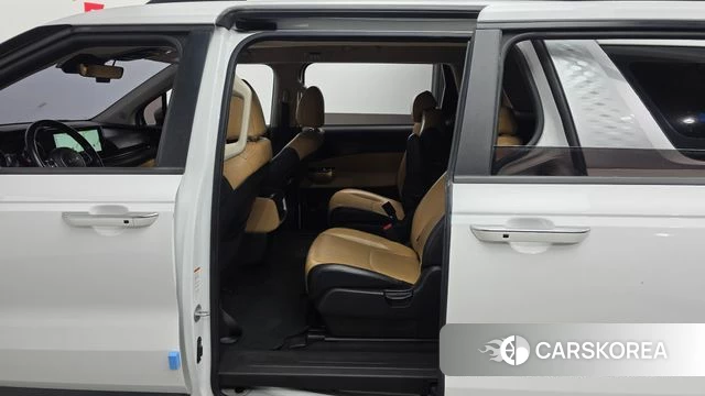 Kia Carnival 4th generation 2021 Белый из Кореи, фото 3