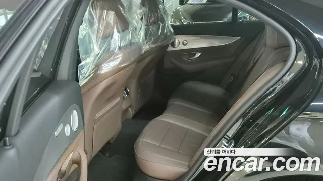 Mercedes-Benz E-Class W213 2020 Черный из Кореи, фото 3