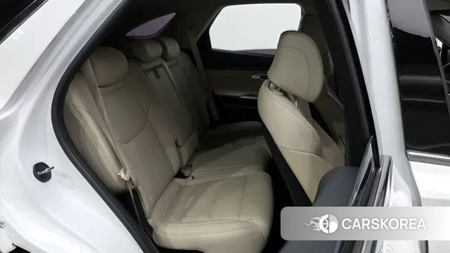 Genesis GV70 2021 Белый из Кореи, фото 3