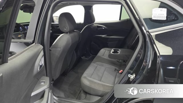 Chevrolet (GM Daewoo) Trax Crossover 2023 Черный из Кореи, фото 3