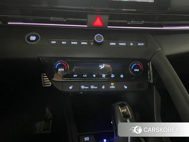 Hyundai The New Avante (CN7) 2024 Черный из Кореи, фото 3