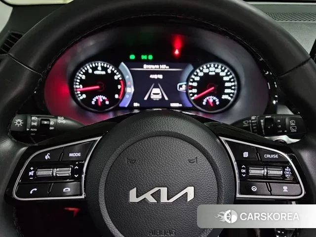 Kia Seltos 2022 Серый из Кореи, фото 3