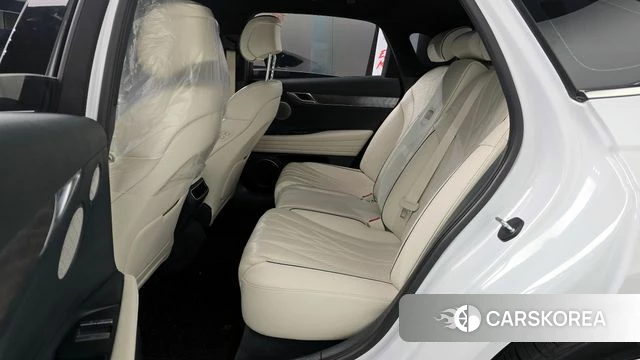 Genesis Electrified G80 (RG3) 2022 Белый из Кореи, фото 3