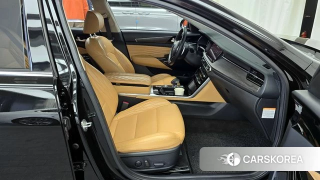 Kia K7 Premier Hybrid 2019 Черный из Кореи, фото 3