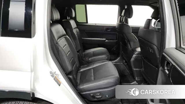 Hyundai Santa Fe (MX5) 2023 Белый из Кореи, фото 3