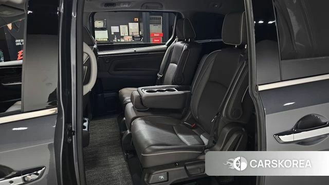 Honda Odyssey 2022 Серый из Кореи, фото 3