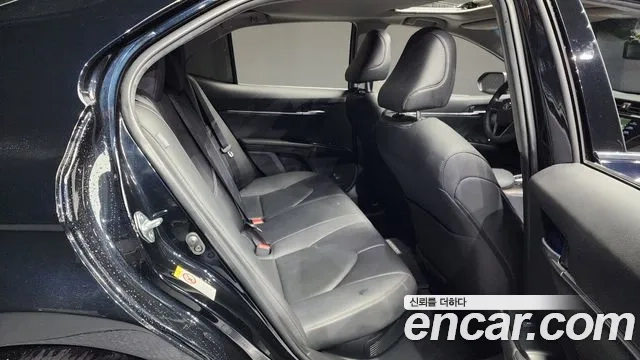 Toyota Camry (XV70) 2018 Черный из Кореи, фото 3