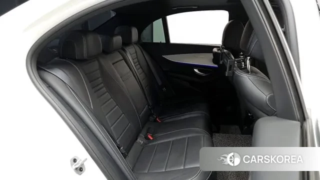 Mercedes-Benz E-Class W213 2020 Белый из Кореи, фото 3