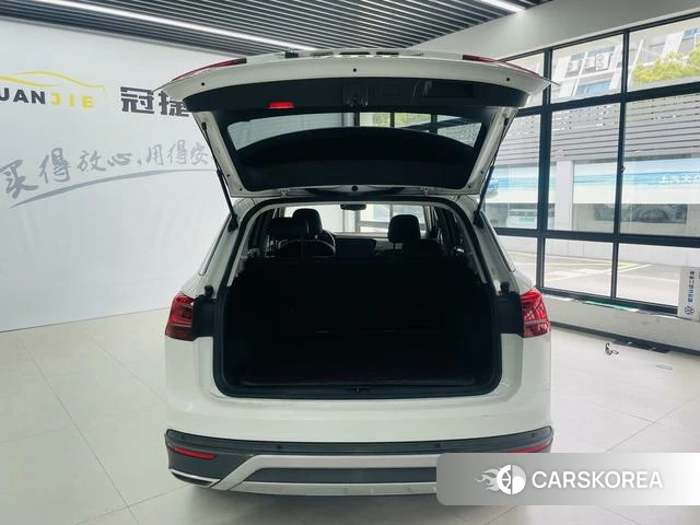 Volkswagen Tanyue 2020 Белый из Китая, фото 3