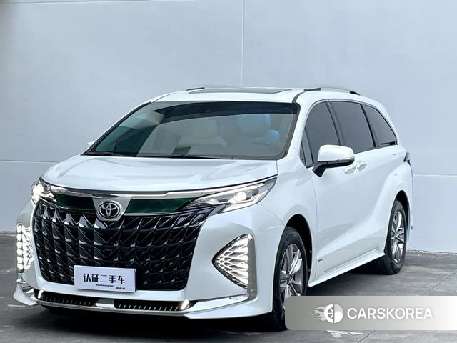 Toyota Saina 2025 Белый из Китая, фото 3