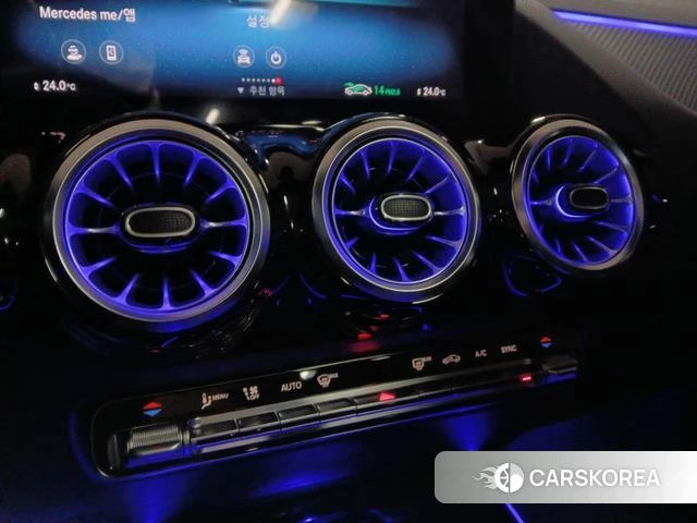 Mercedes-Benz GLA - Class H247 2022 Черный из Кореи, фото 3