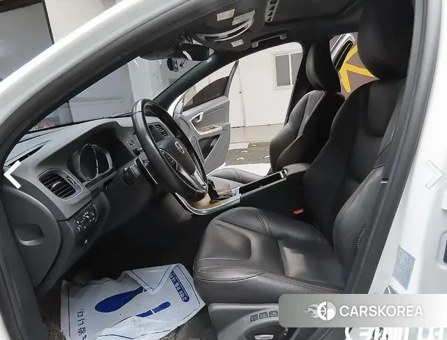 Volvo V60 Cross-Country 2018 Белый из Кореи, фото 3