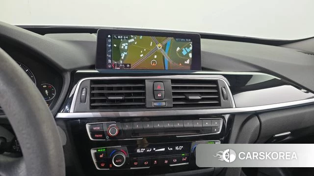 BMW 3 Series GT (F34) 2018 Белый из Кореи, фото 3