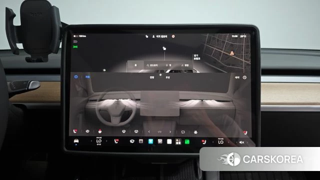 Tesla Model Y 2023 Белый из Кореи, фото 3