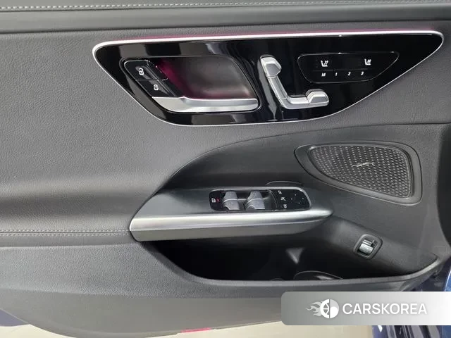 Mercedes-Benz C-Class W206 2024 Синий из Кореи, фото 3