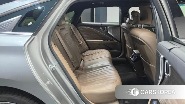 Kia K8 2022 Серебристо-серый из Кореи, фото 3