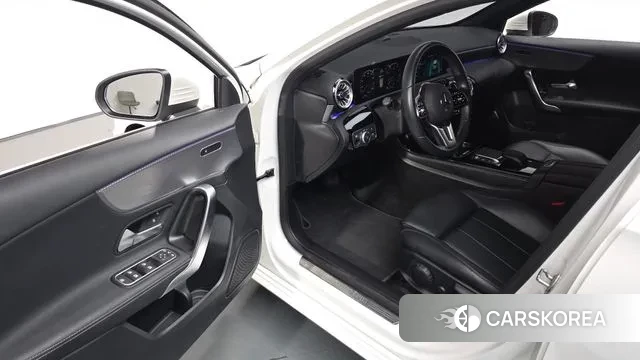 Mercedes-Benz A-Class W177 2022 Белый из Кореи, фото 3