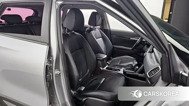 Kia Seltos 2021 Серый из Кореи, фото 3