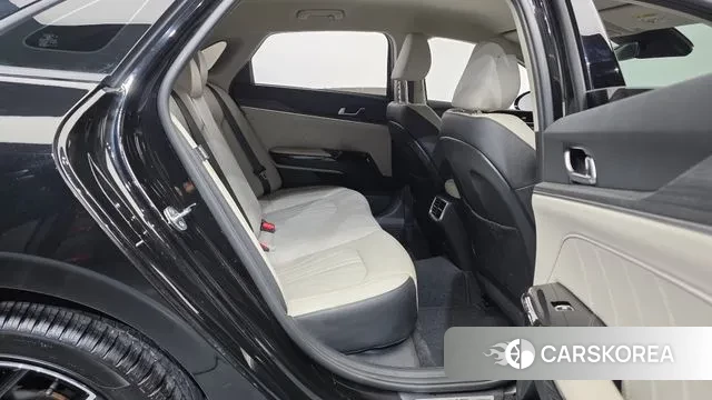 Kia The New K5 3rd generation 2023 Черный из Кореи, фото 3